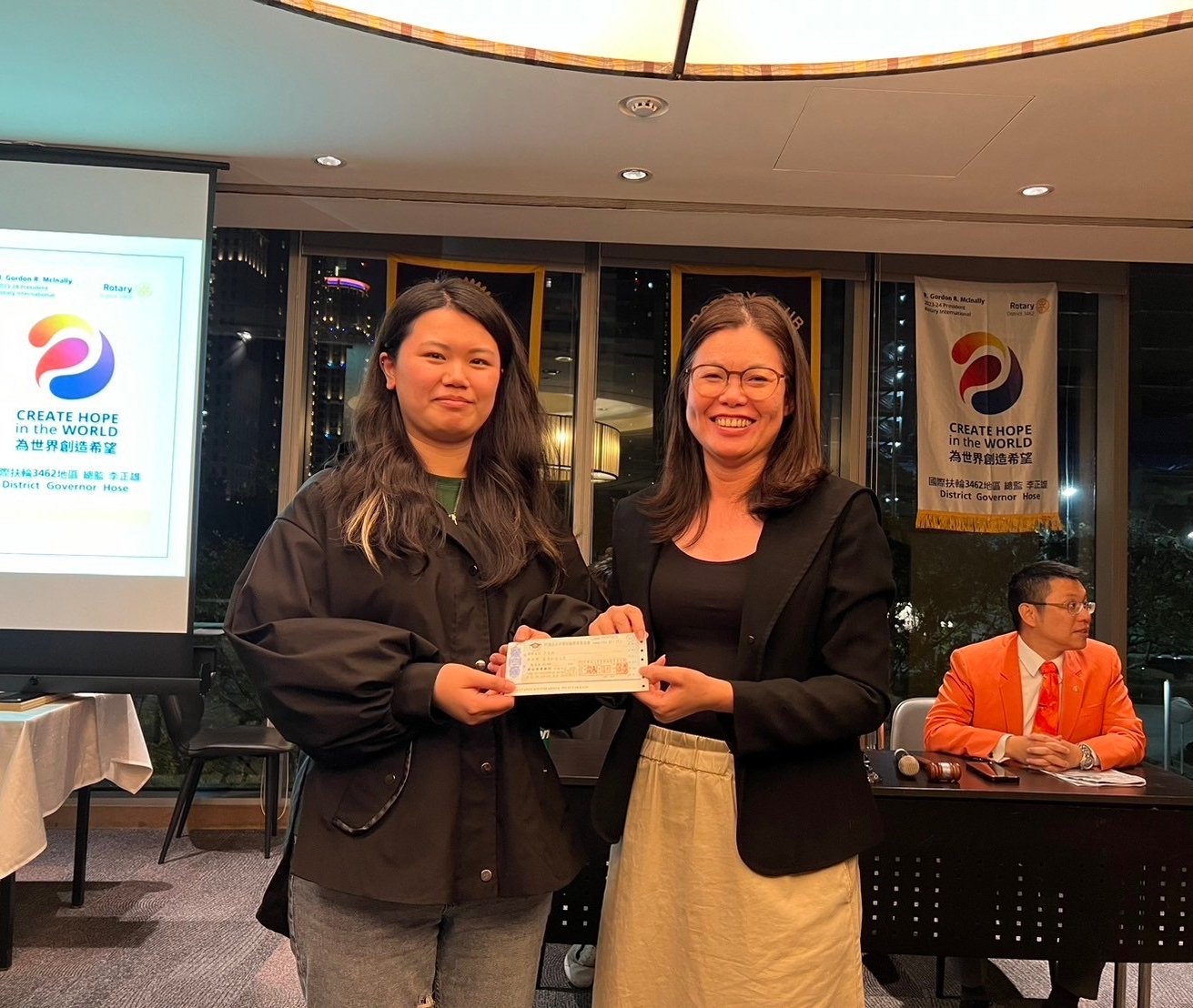 贊助中華扶輪教育基金會